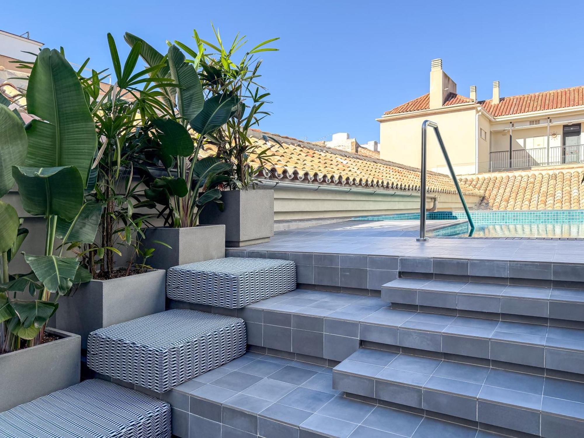 Coeo Hernan Ruiz Rooftop Pool Hostel Málaga Exterior foto