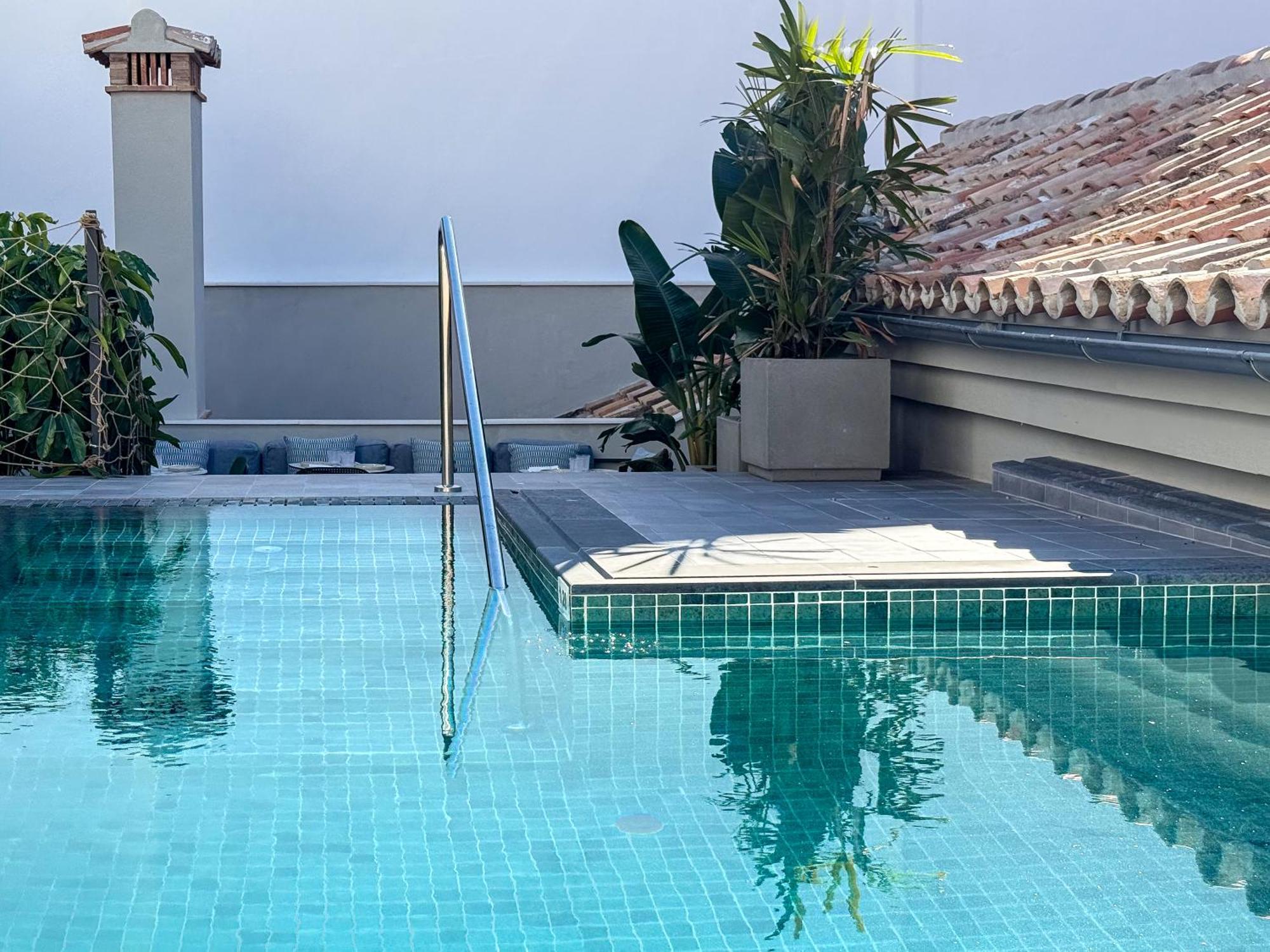 Coeo Hernan Ruiz Rooftop Pool Hostel Málaga Exterior foto